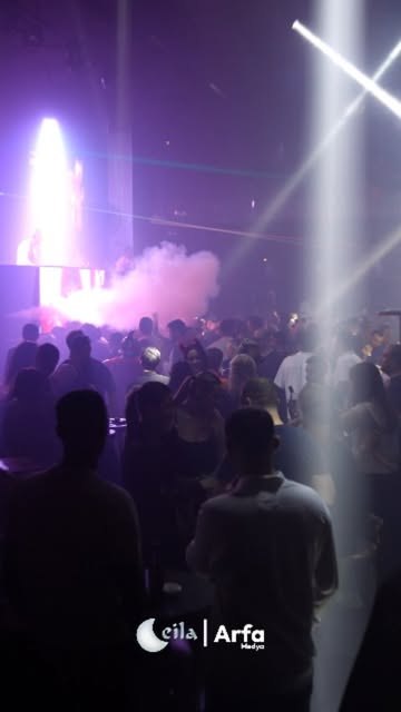 Ceila Club dans pisti